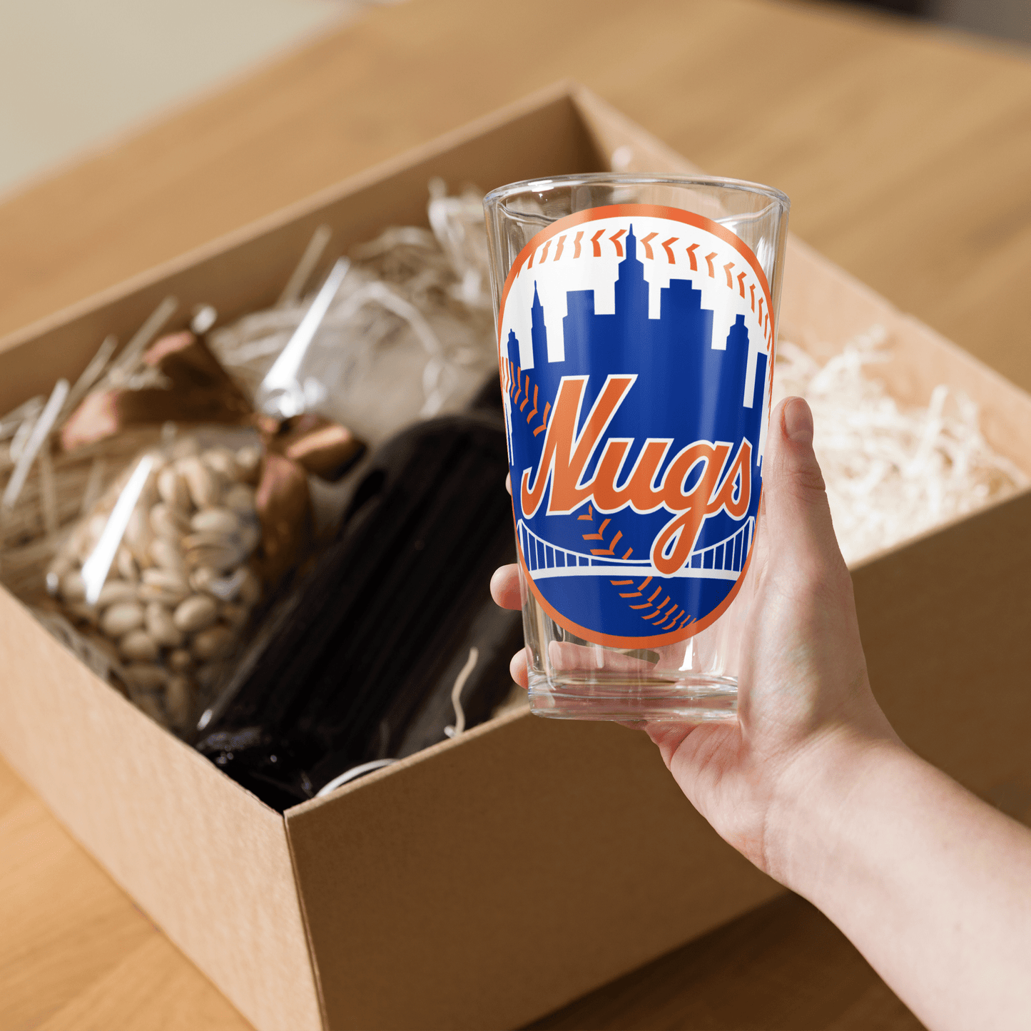 Handmade 16 oz New York Nugs Shaker Pint Glass
